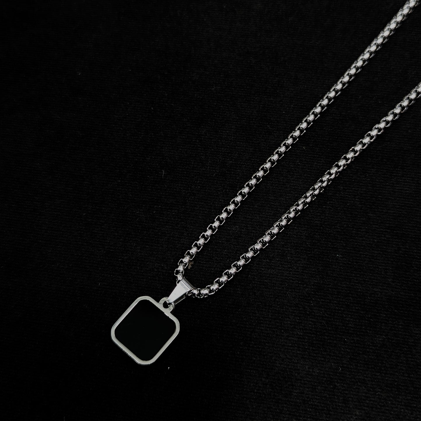 Onyx square